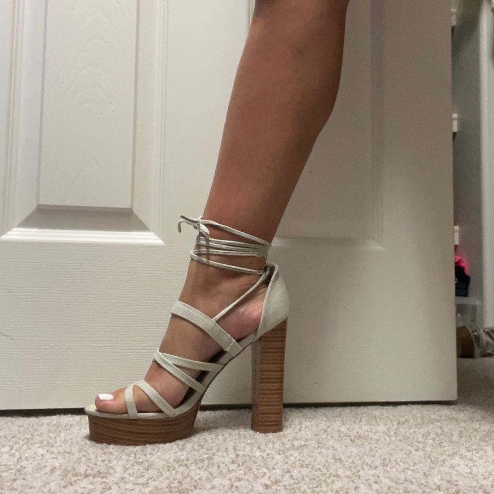 Justfab Lace up platform heels. Size 7.5. Never worn.